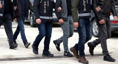 İzmir’den de gözaltılar var: Binlerce firari “Çember”e alındı 