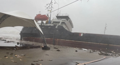 İzmir'e gelecekti... Kayıp gemideki 12 mürettebattan haber alınamıyor!