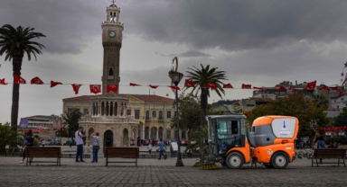 İzmir'in sokaklarından günde 20 tona yakın atık toplanıyor 