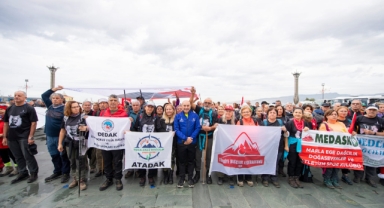 İzmirli dağcılardan Ata’ya anma tırmanışı