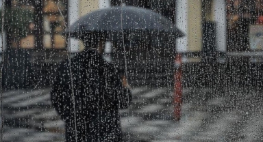 İzmirliler dikkat! Meteoroloji'den sağanak uyarısı...