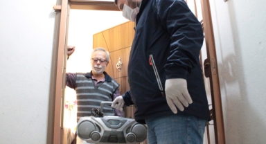 Karşıyaka’da “Elektronik Atıklar Tablete Dönüşsün” kampanyası sürüyor