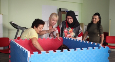 Karşıyaka’nın engelsiz merkezi umut olmaya devam ediyor