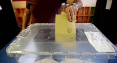 Mahalli seçimler için adaylık yarışı başladı 