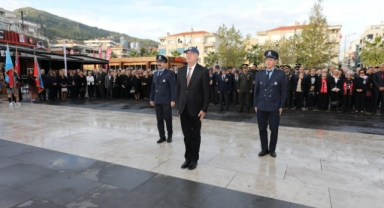 Narlıdere, Ulu Önder Atatürk'ü özlemle andı... 