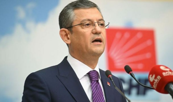 Özel’den yargı krizi açıklaması: “Erdoğan’ın gönlüne göre çözecek hiçbir işin içinde olmam”