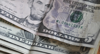 Özel sektörün yurt dışı kredi borcu eylülde arttı