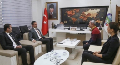 Tunceli'de 'tarihi' ziyaret... Vali 4,5 yılın ardından ilk kez Belediye Başkanını ziyaret etti!