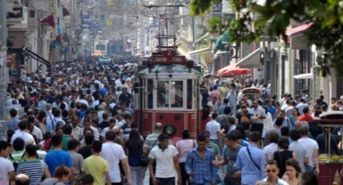 Yabancı sayısı komşuyu geçti: “Yasal yabancı sayısı İzmir nüfusundan fazla” 