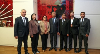 Yarımada'dan 'Özel' Ziyaret
