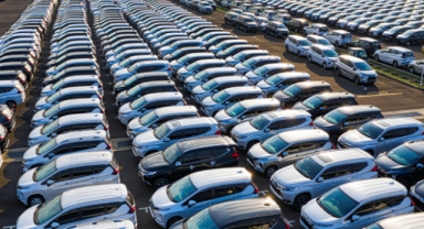 Yediemin'de bulunan hacizli araçların satışı başladı 