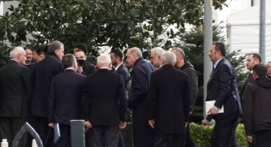 AK Parti'de yerel seçim mesaisi sürüyor: Cumhurbaşkanı Erdoğan AK Parti İstanbul'da 