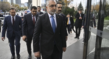 Bakan Işıkhan'dan asgari ücret mesajı