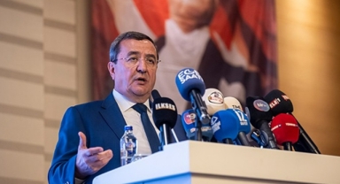 Başkan Batur’dan adaylık tartışmalarına yanıt: “Yöntem belli, adayı Genel Merkez belirleyecek” 