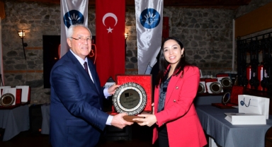 Başkan Selvitopu, meclis üyeleri ve bürokratlar 100. Yıl yemeğinde buluştu