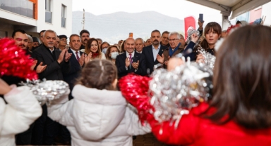 Başkan Soyer: “Eğitimde fırsat eşitliğini teminat altına aldık”