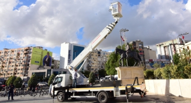 Bornova’ya 28 metrelik teleskopik platform aracı