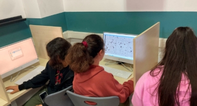 Bornovalı minikler 2 asteroit keşfetti