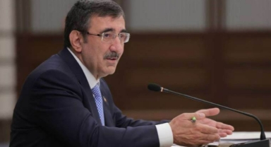 Cumhurbaşkanı Yardımcısı Yılmaz duyurdu: Memur ve emekli maaşı ne kadar olacak?