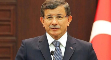 Davutoğlu’ndan İsrail iddiası: “Savaşın başından beri İsrail’e Türkiye’den 350 gemi gitti”