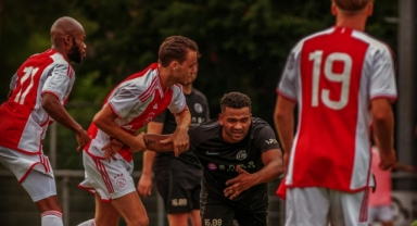 Dördüncü lig takımına elenen Ajax, taraftarlarının masraflarını ödeyecek