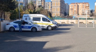 İstanbul'da okul tuvaletinde bıçaklı saldırı: 1 öğrenci yaralı