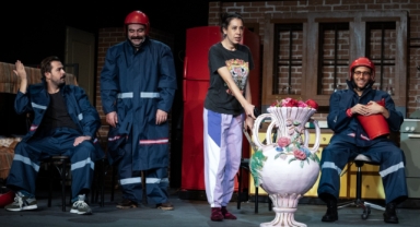 İzBBŞT Elhamra Sahnesi açıldı 