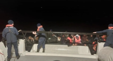 İzmir açıklarında can pazarı... 47 düzensiz göçmen kurtarıldı