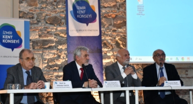 İzmir'de Depremle Yaşam Sempozyumu yapıldı