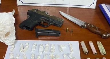 İzmir'de suç makinesi iki kişi kıskıvrak yakalandı!