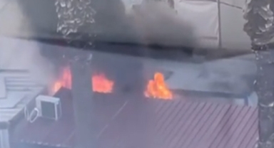 İzmir'in göbeğinde korkutan yangın!