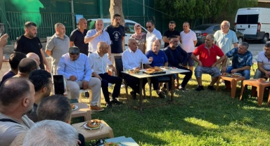 Karşıyaka'da esnaf ziyareti: 