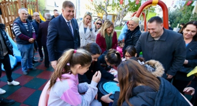 Karşıyaka'da park sayısı 394'e yükseldi