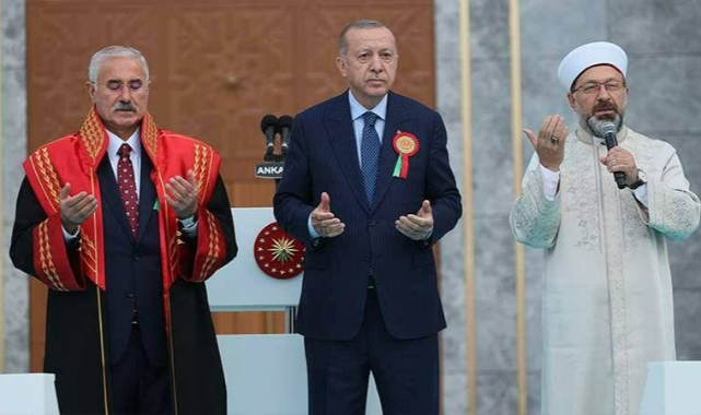 Mehmet Ocaktan: “Onlar kendilerini, Allah’ın Türkiye şubesi olarak gördükleri için..”