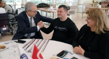  Rektör Budak, “Tüm birimlerimizle engelsiz bir ekosistem için çalışıyoruz”