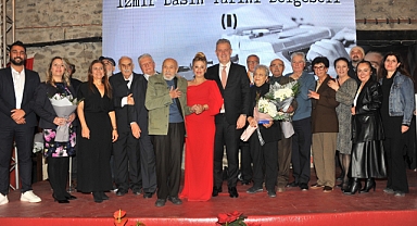 Alkışlar İzmir Basın Tarihi Belgeseli'ne