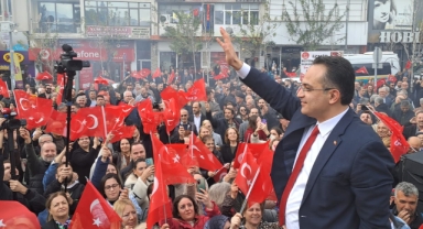 Atila’dan 30 ilçede 10 bin kilometrelik İzmir turu