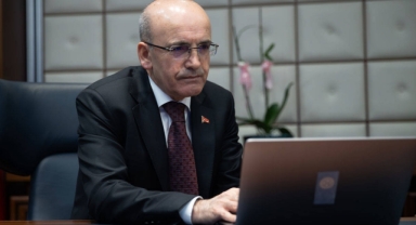 Bakan Şimşek’ten turizm açıklaması: Gelir, beklentilerin altında kaldı