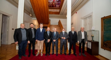 Başkan Soyer’e Kosova Rumeli Derneği'nden destek: 