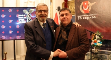 Başkan V. Özkan, özel günde gazetecilerle