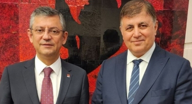 CHP'de İzmir düğümü çözüldü: Özel'in tercihi Cemil Tugay oldu!