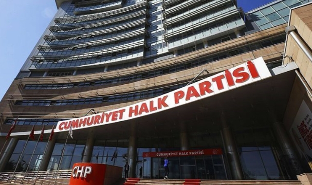Gözler CHP Genel Merkezi'nde: İzmir'in ilçe adayları açıklanacak