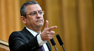 CHP lideri Özel’den mülteci anaokulu çıkışı: “Bu rezaletin karşısındayız” 