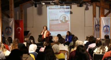 Efes Selçuk’ta edebiyatseverler Zesto Psomi için buluştu