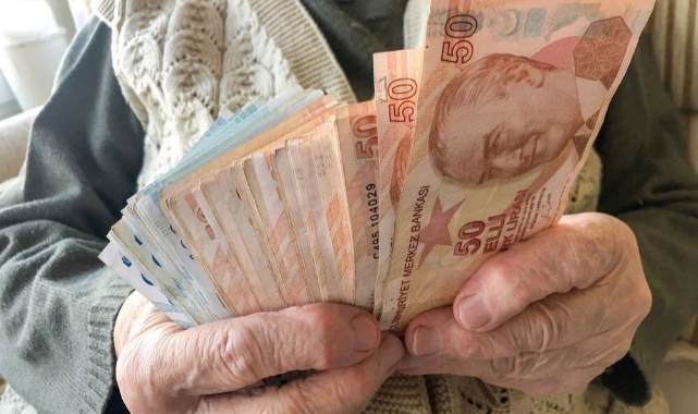 Fatih Portakal'dan emekliye ek zam kulisi: Asgari ücrete mi eşitlenecek?