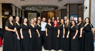 İzmir Büyükşehir Belediyesi Çoksesli Kadınlar Korusu CSO Ada Ankara Sahnesi’nde