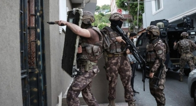 İzmir’de terör baskını: 14 şüpheli gözaltına alındı