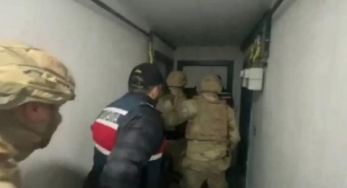 İzmir'de zehir tacirlerine Narko-42 operasyonları