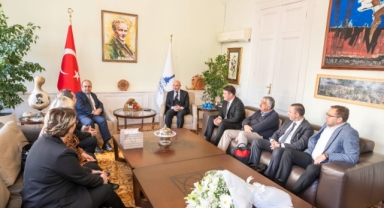 İzmirli turizmcilerden Başkan Soyer’e teşekkür ziyareti