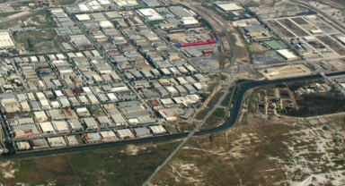Kozmetik ürün deposunda yangın: Bir işçi hayatını kaybetti